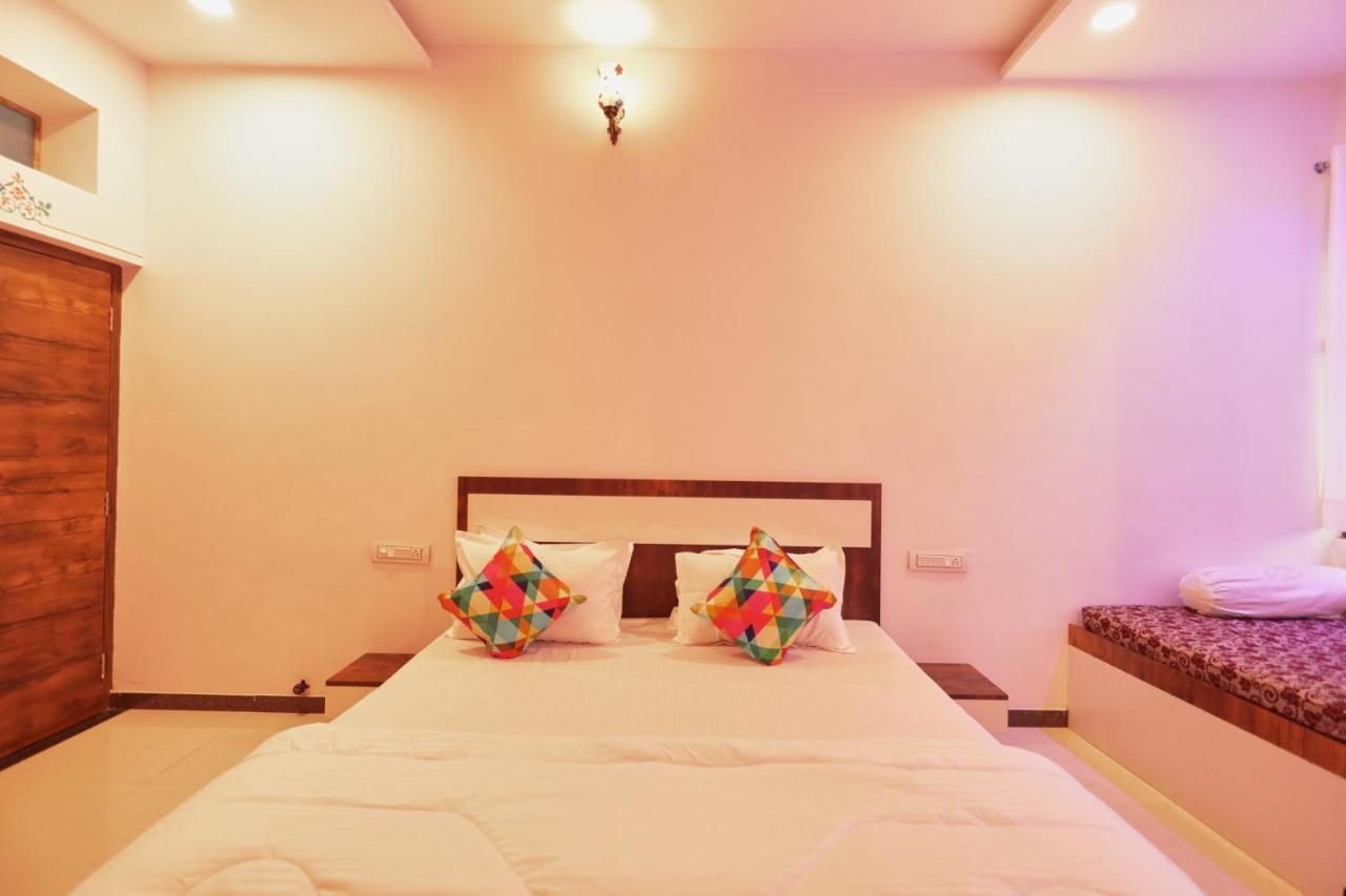 Neev Haweli Hotel Udaipur Exterior foto